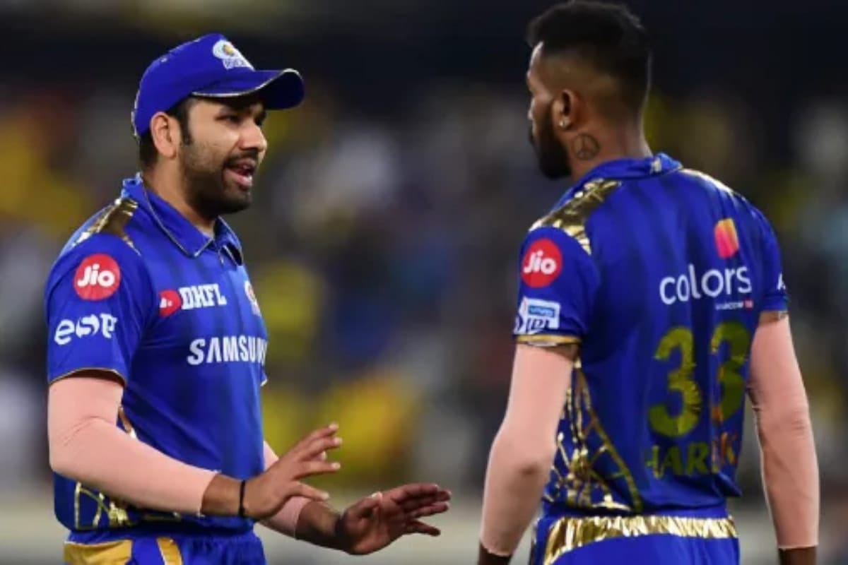 MI players support Rohit Sharma amidst the ongoing captaincy controversy that is causing trouble for the five-time champions