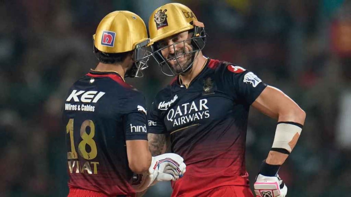 RCB captain Faf Du Plessis believes that emulating Virat Kohli's approach is key to having a long career in cricket