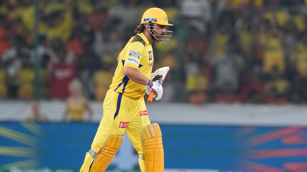 MS Dhoni is facing criticism for his role in CSK's loss to SRH